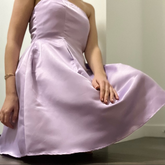 3/25$-Mini prom dress - Picture 2 of 4